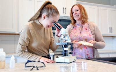 New Microscope Kits from HST: Explore the Invisible!