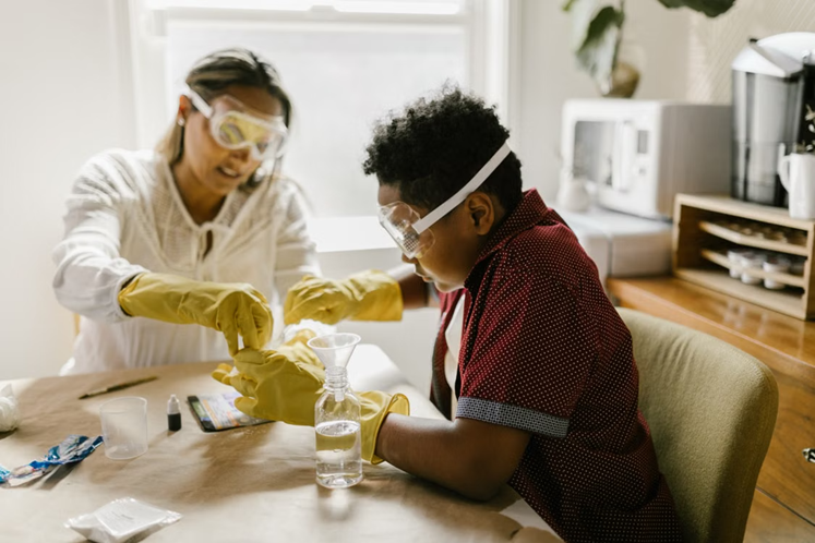 How to Choose the Right Homeschool Chemistry Curriculum: An Age-by-Age Guide for Parents